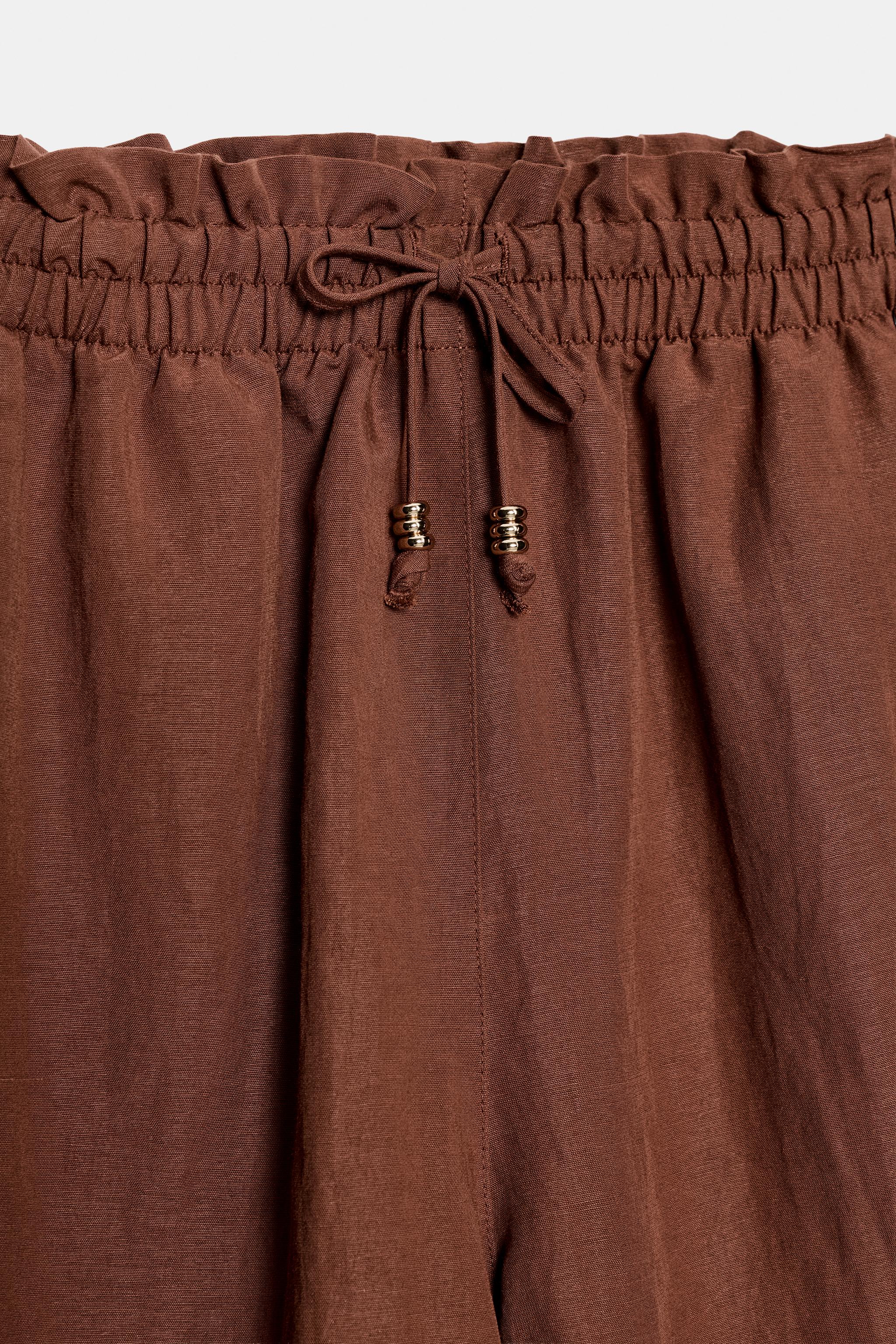 ELASTIC WAIST SHORTS